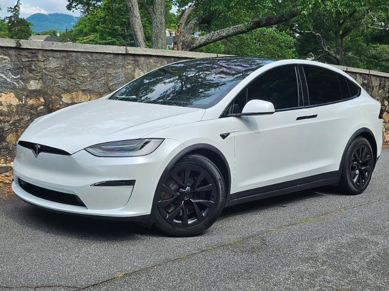 Used 2023 Tesla Model X AWD/4WD image 2