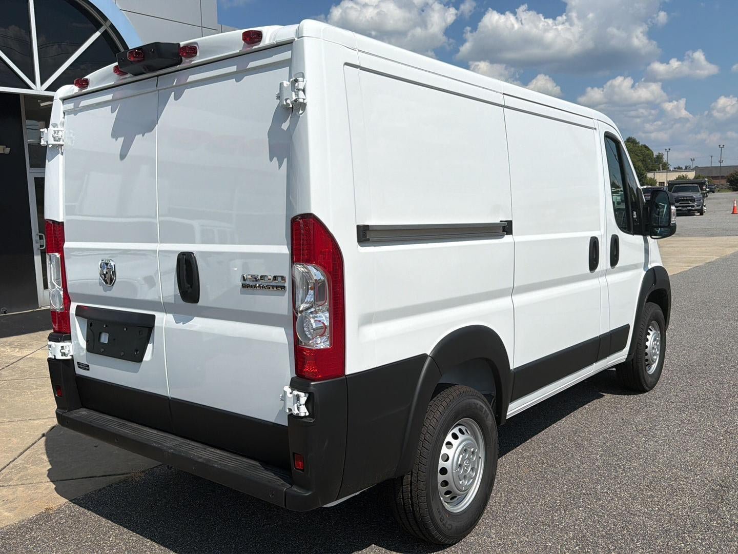 New 2026 RAM ProMaster 1500 w/ Convenience Group FWD image 9