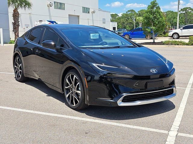 New 2025 Toyota Prius XSE image 2