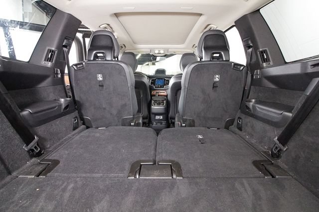 Certified 2023 Volvo XC90 B6 Plus AWD/4WD image 24