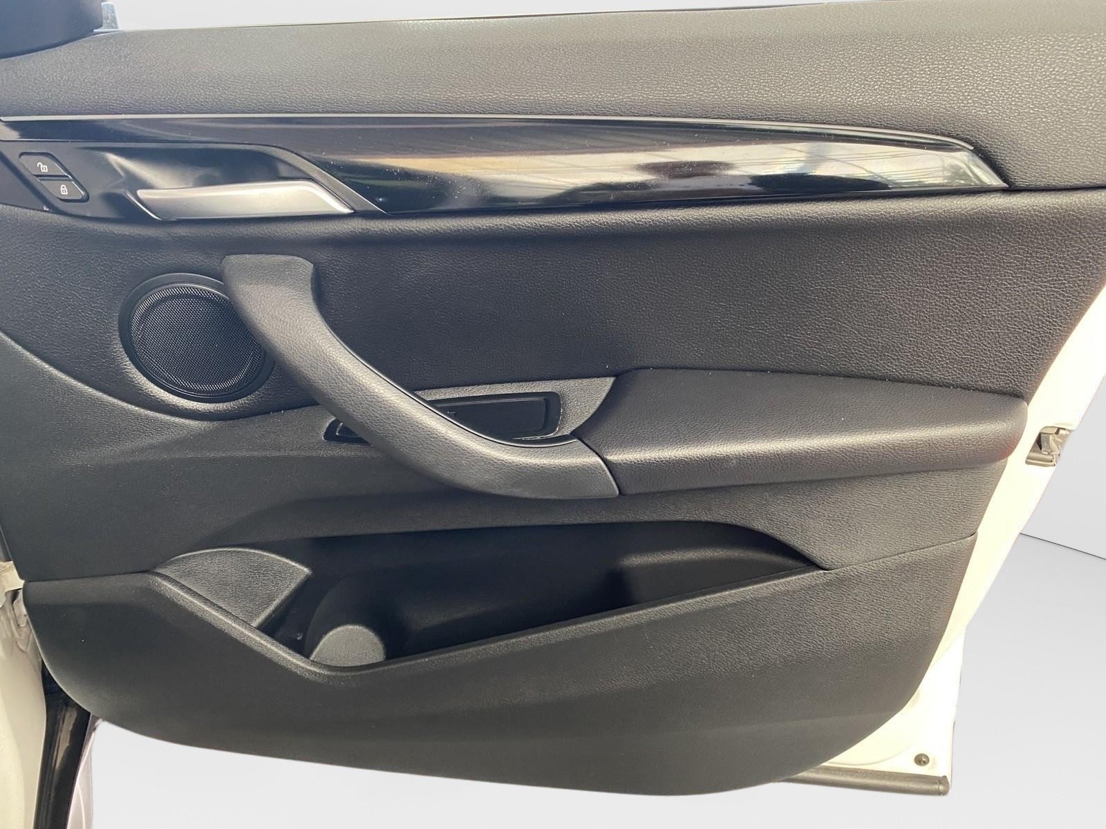 Used 2018 BMW X1 xDrive28i w/ Convenience Package AWD/4WD image 7