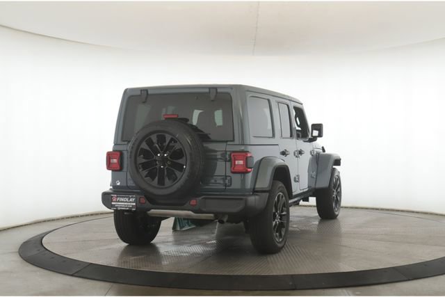 Used 2025 Jeep Wrangler Unlimited Sahara w/ Safety Group image 7