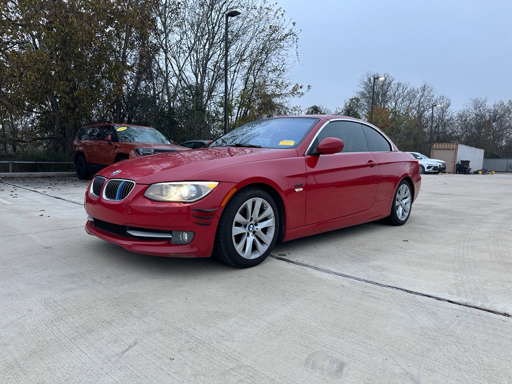 Used 2013 BMW 328i Convertible image 1