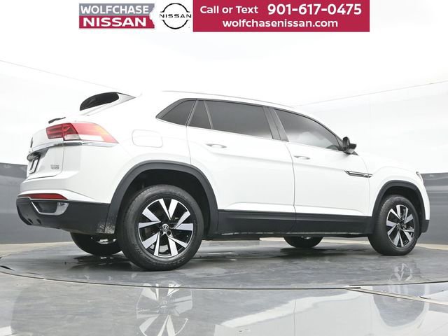 Used 2021 Volkswagen Atlas Cross Sport SE FWD image 24