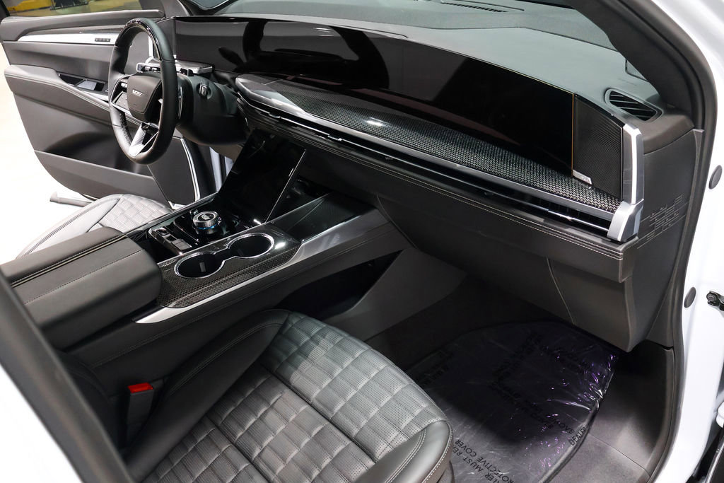 Used 2026 Cadillac Escalade V image 35