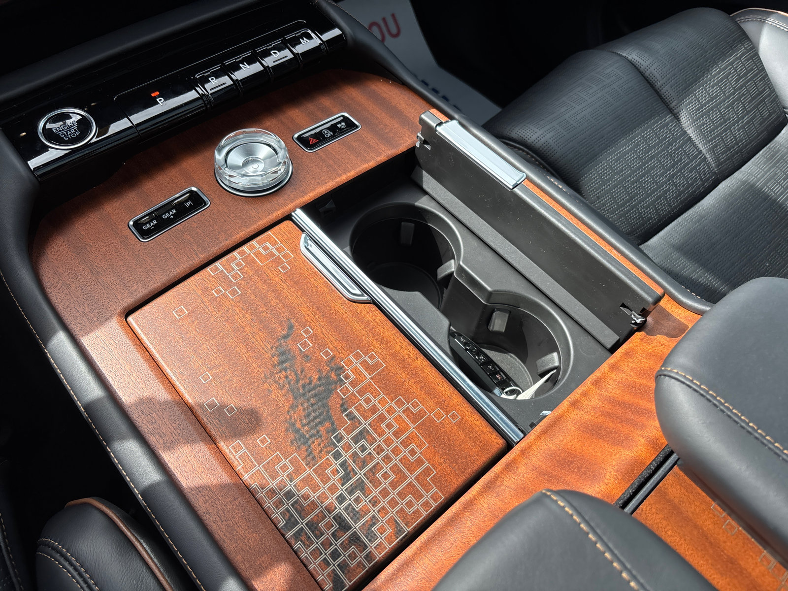 New 2025 Lincoln Navigator L Black Label image 23