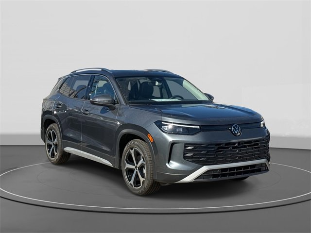 New 2026 Volkswagen Tiguan SE image 1