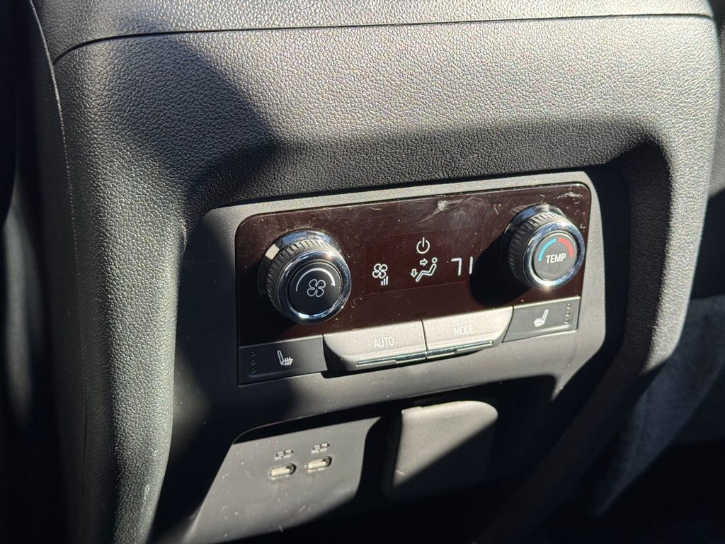 Used 2024 Chevrolet Traverse RS w/ LPO, Floor Liner Package image 24