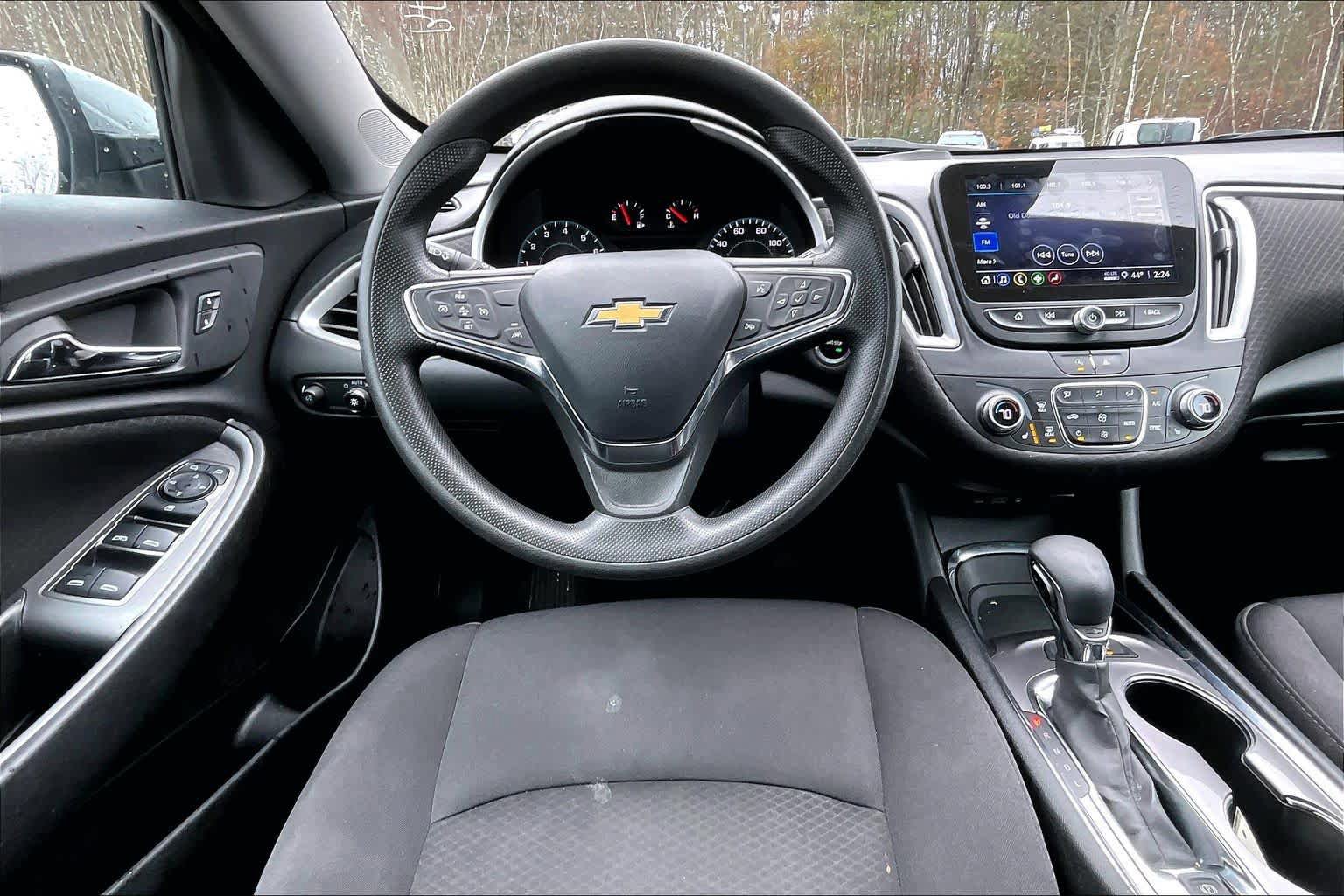 Used 2024 Chevrolet Malibu LT image 6