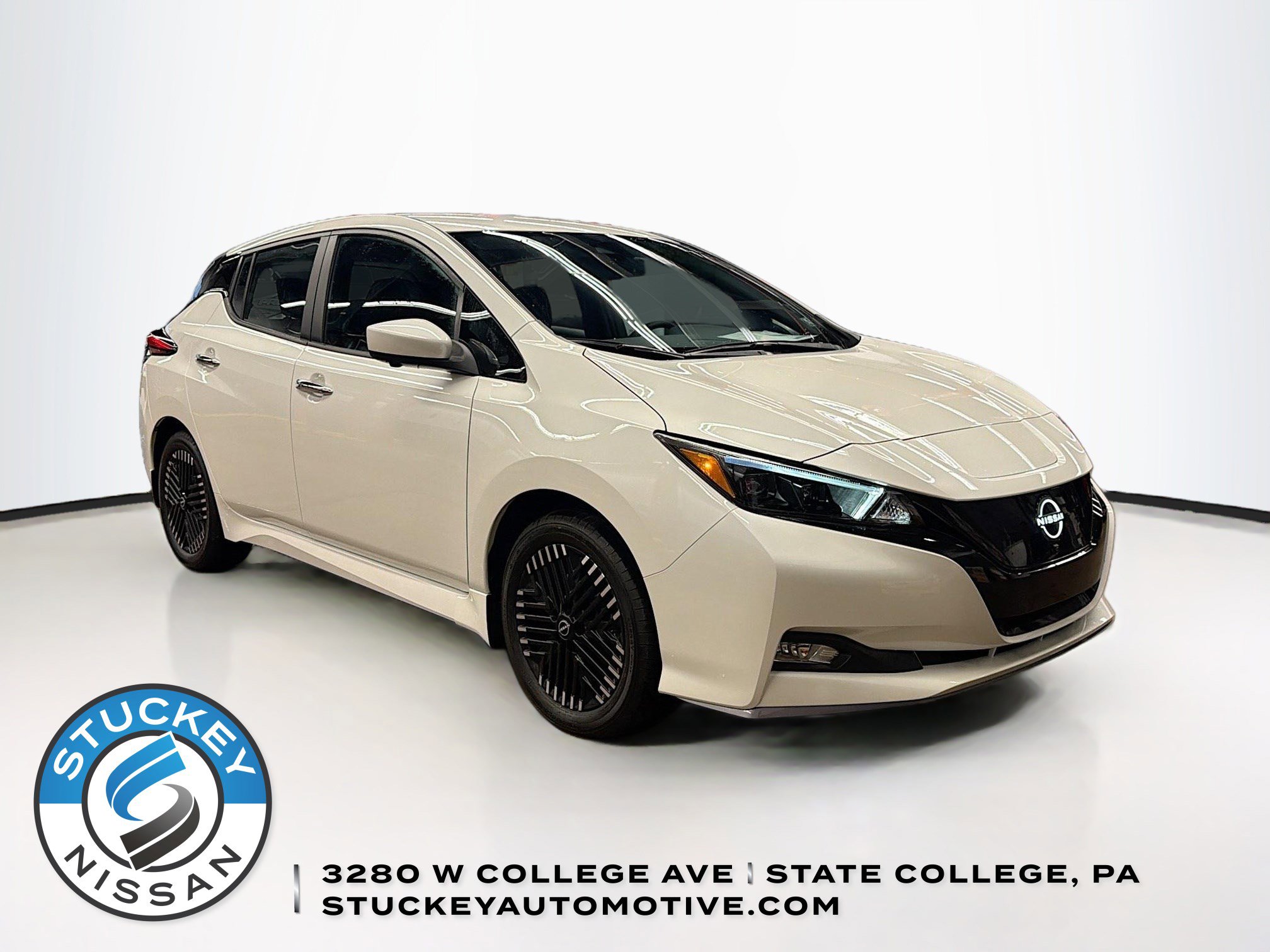 New 2025 Nissan Leaf SV Plus