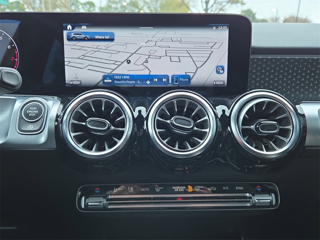 Certified 2025 Mercedes-Benz GLB 250 4MATIC image 24