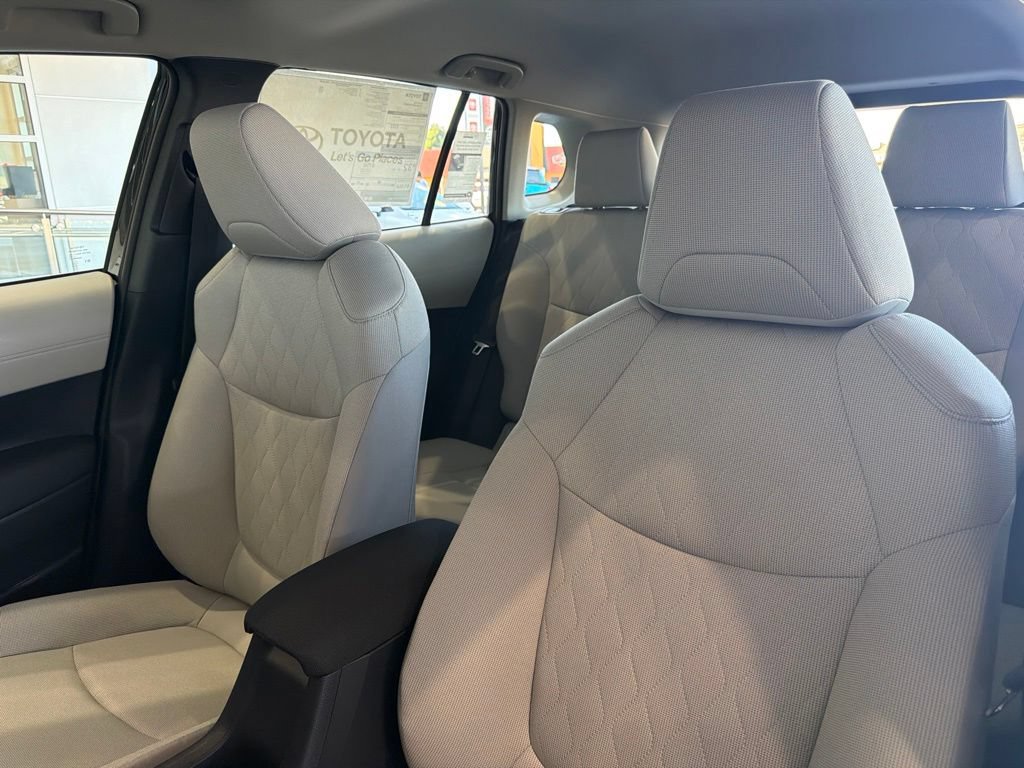 New 2026 Toyota Corolla Cross L FWD image 18