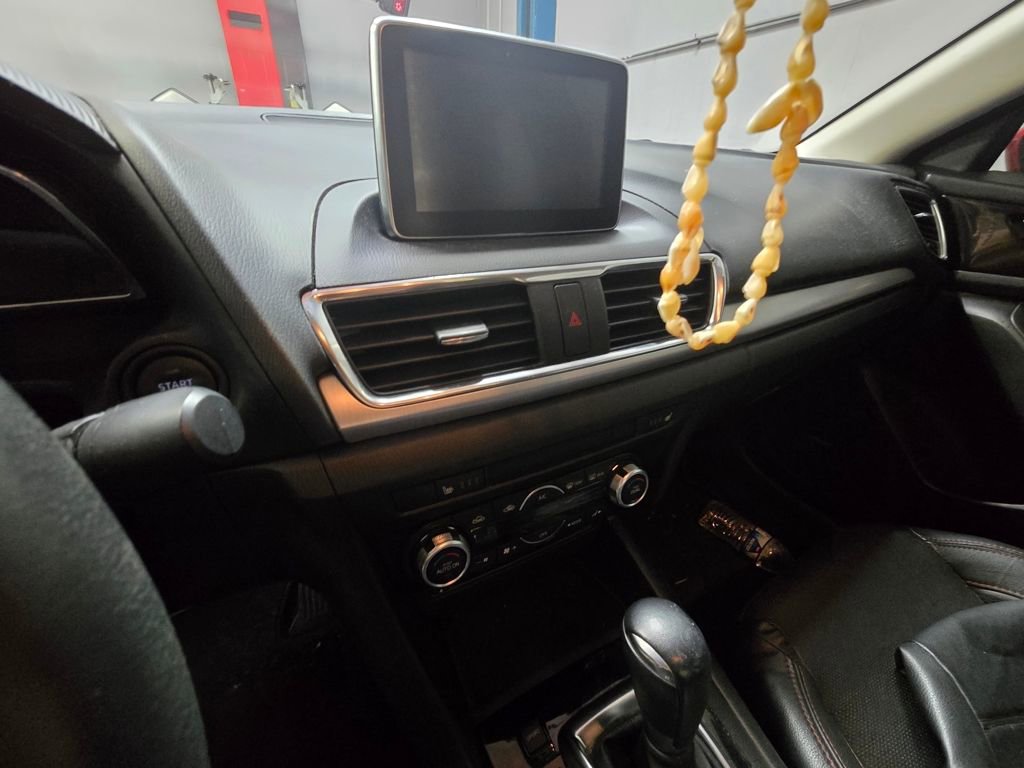 Used 2016 MAZDA MAZDA3 s Grand Touring image 13