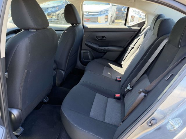 Used 2024 Nissan Sentra SV FWD image 15