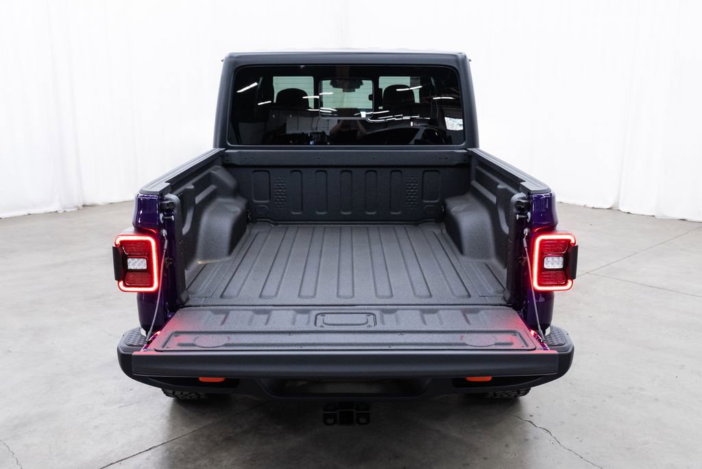 New 2026 Jeep Gladiator Mojave image 8