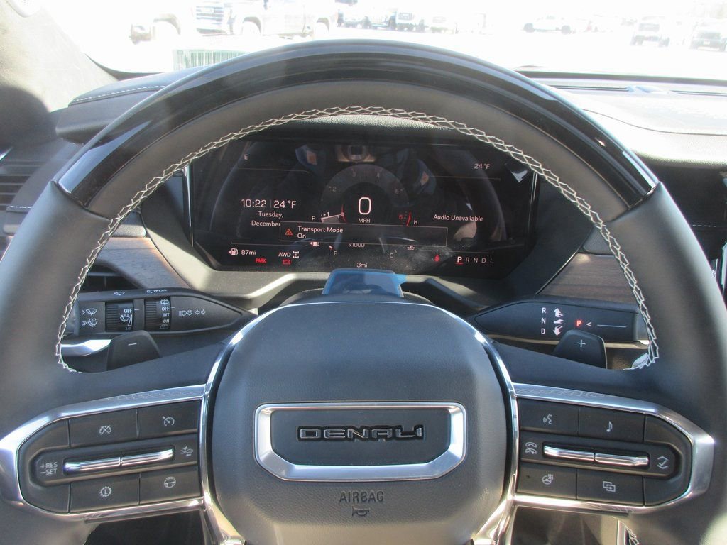 New 2026 GMC Acadia Denali Ultimate AWD/4WD image 18