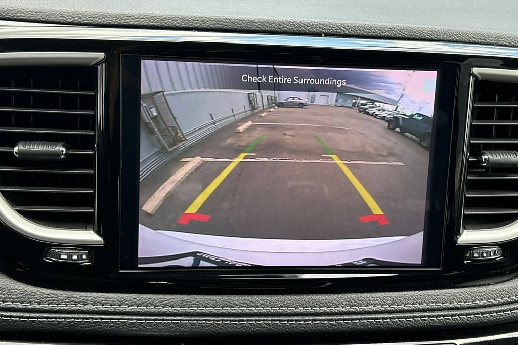 Used 2024 Chrysler Pacifica Limited FWD image 21