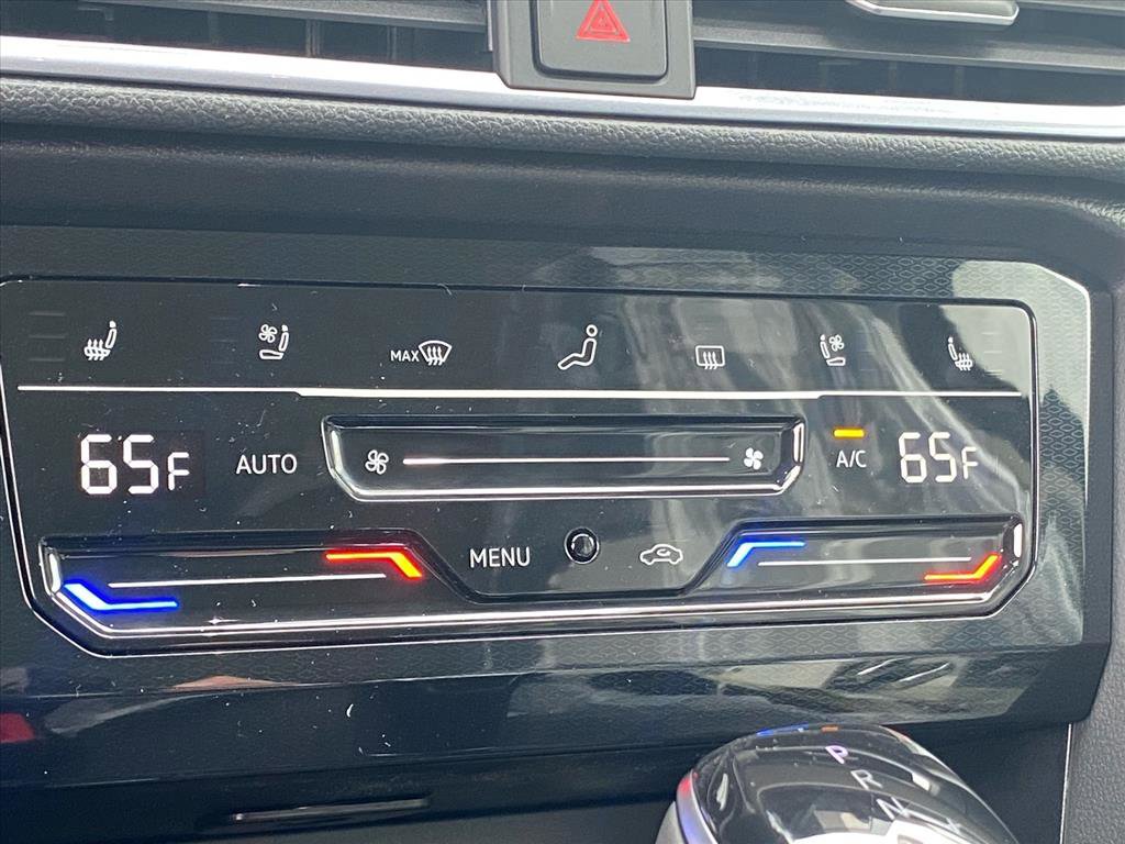 New 2026 Volkswagen Taos SEL AWD/4WD image 6