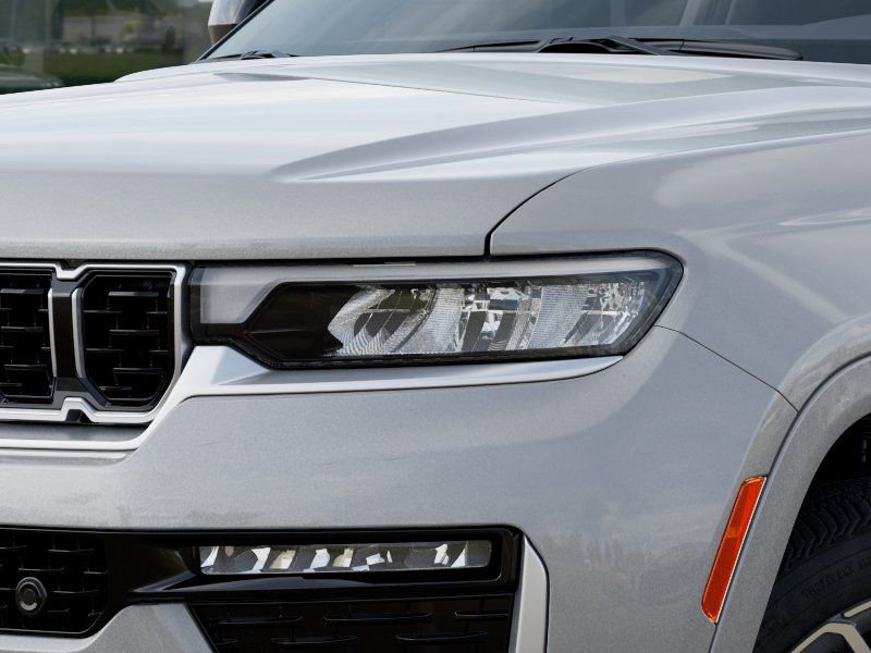 New 2026 Jeep Grand Cherokee L Summit AWD/4WD image 10