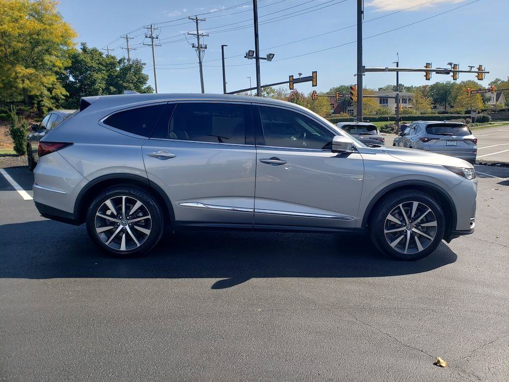 Certified 2025 Acura MDX w/ Technology Package AWD/4WD image 11