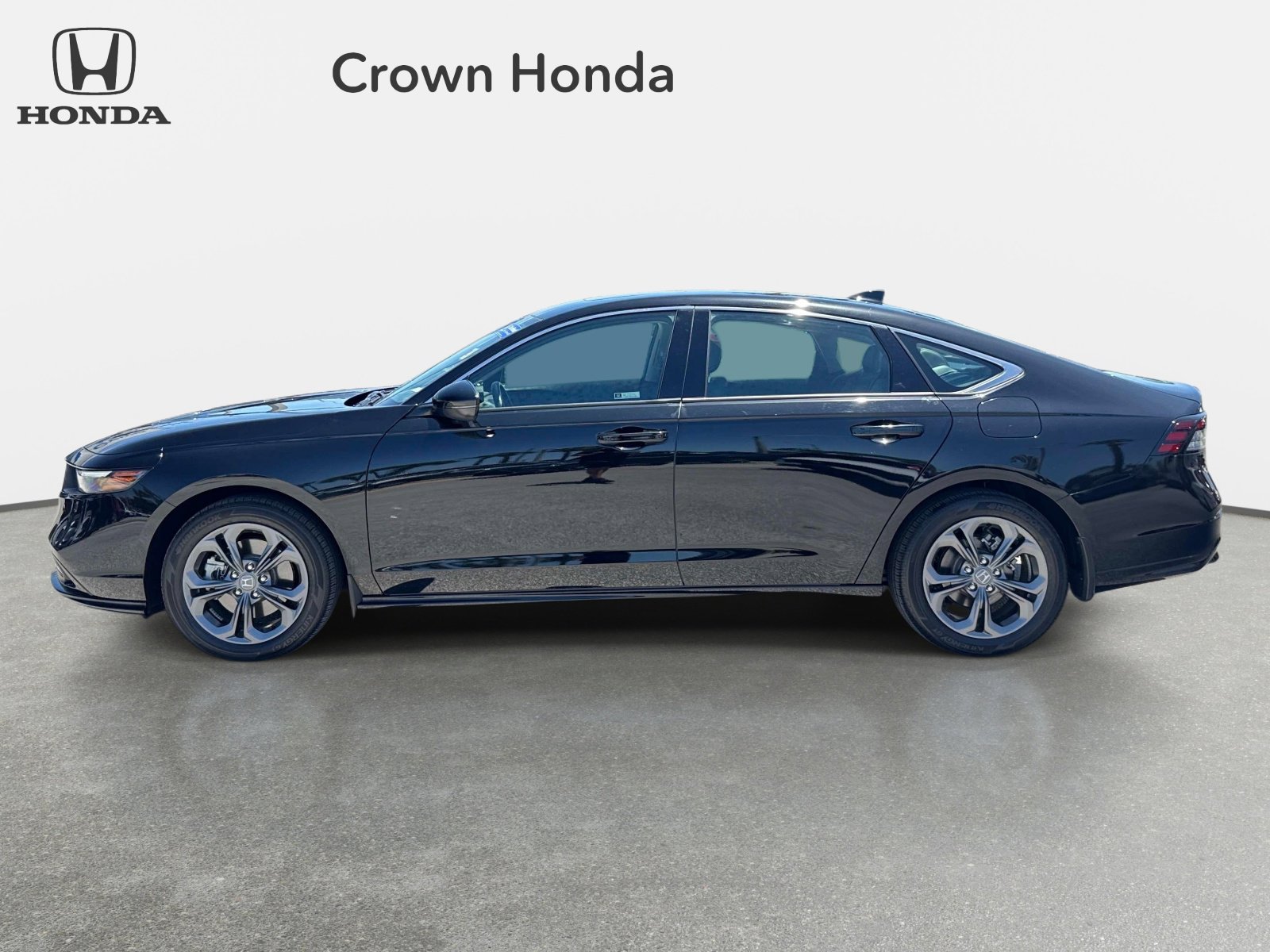 Used 2024 Honda Accord EX-L image 2