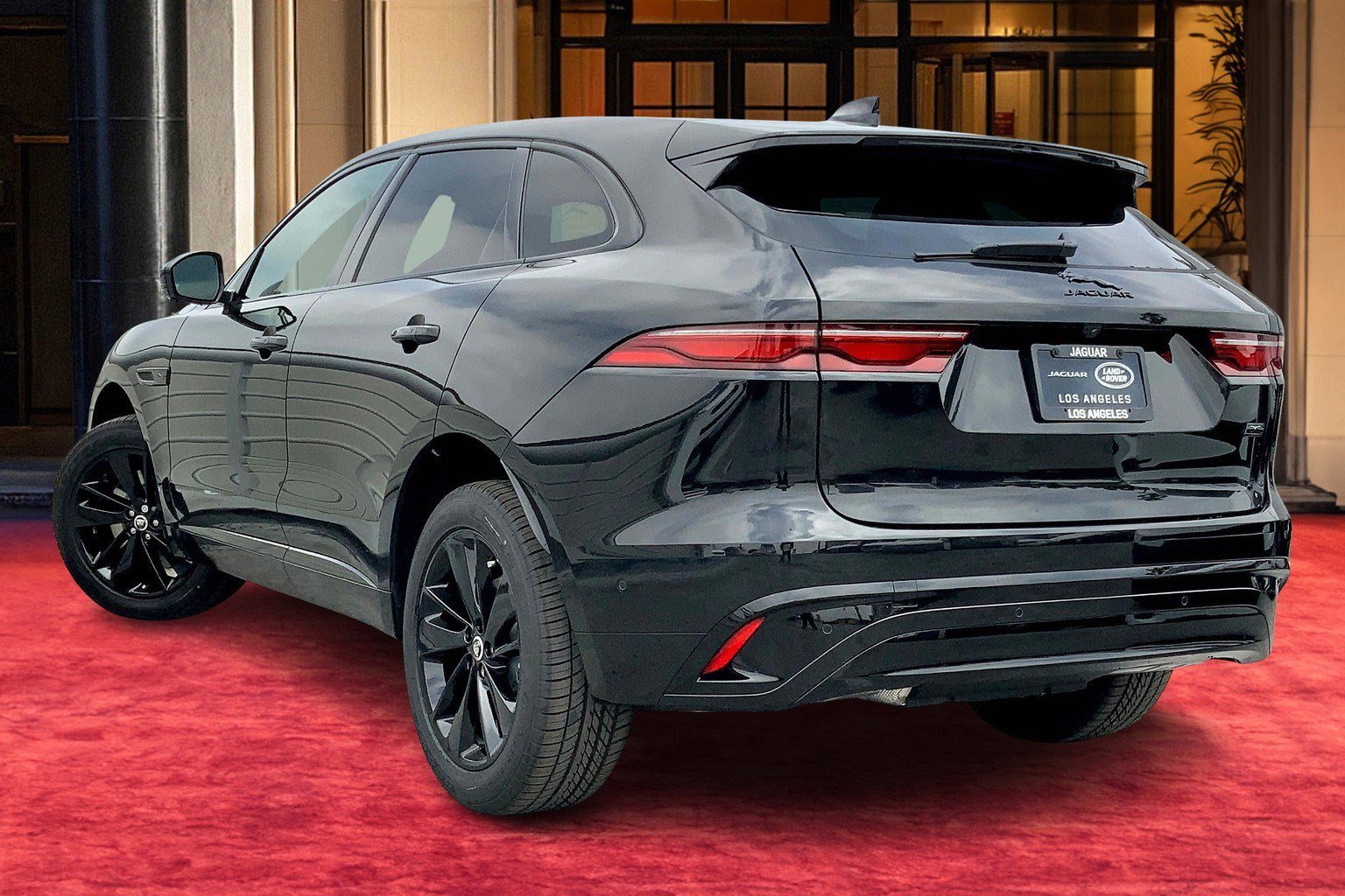 New 2026 Jaguar F-PACE R-Dynamic S image 2