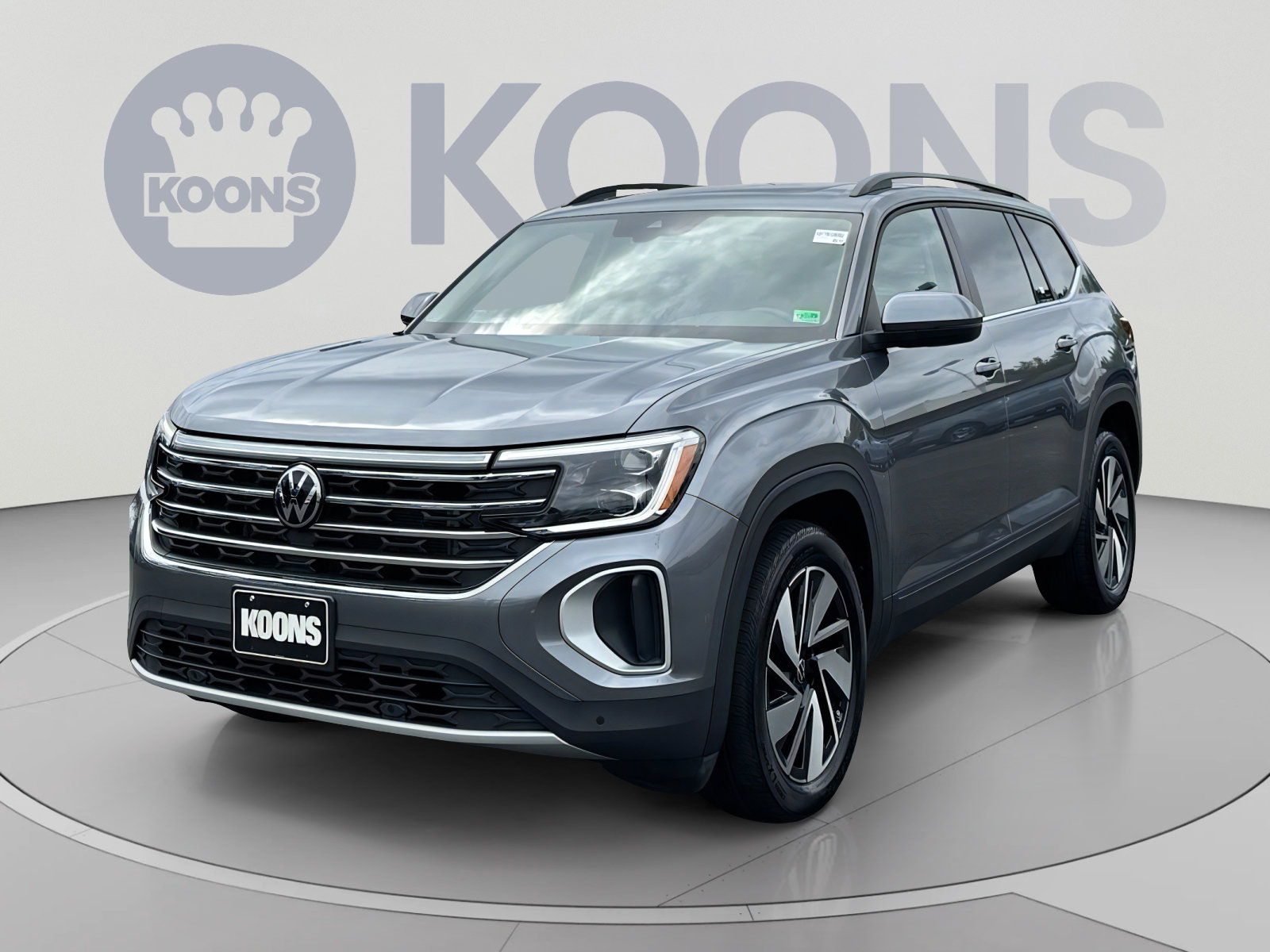Used 2024 Volkswagen Atlas SE AWD/4WD image 5