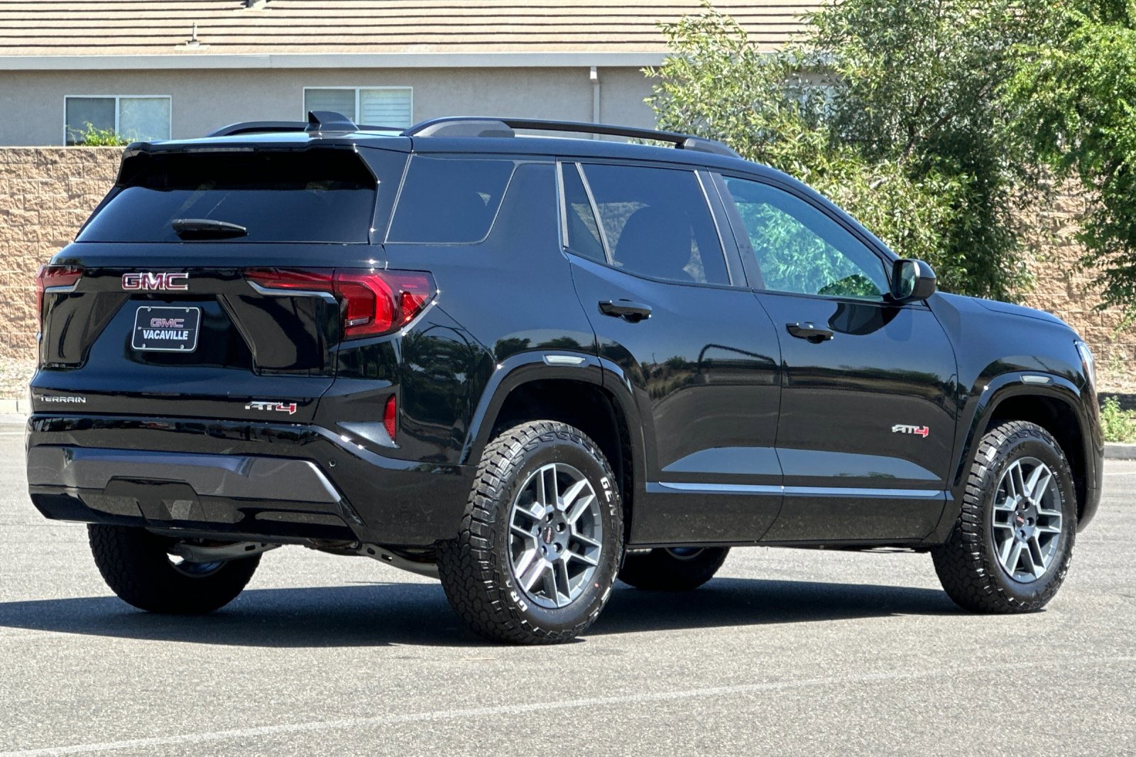 Used 2026 GMC Terrain AT4 image 5