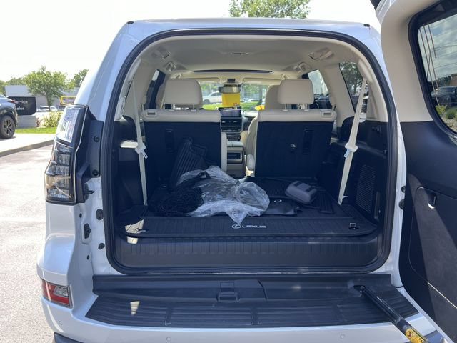 Certified 2023 Lexus GX 460 Premium w/ Accessory Package AWD/4WD image 22
