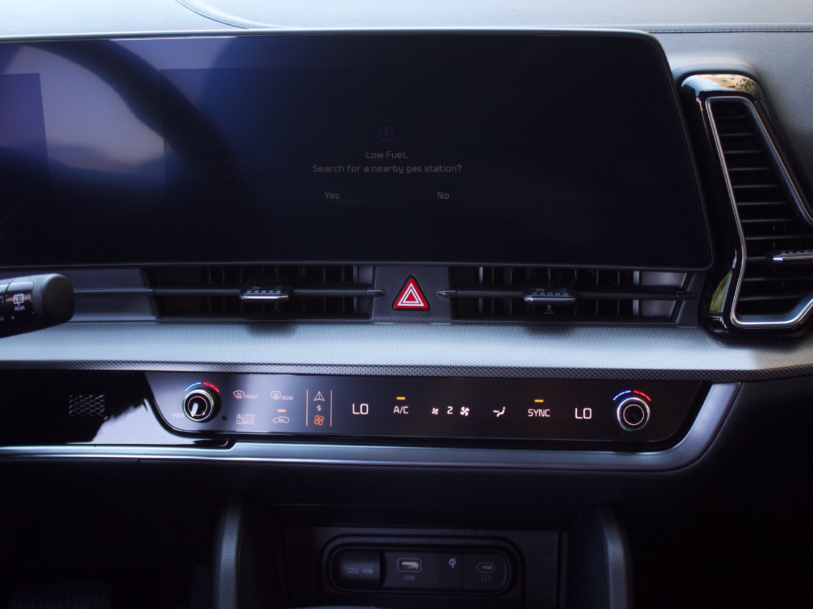 Used 2025 Kia Sportage SX FWD image 24