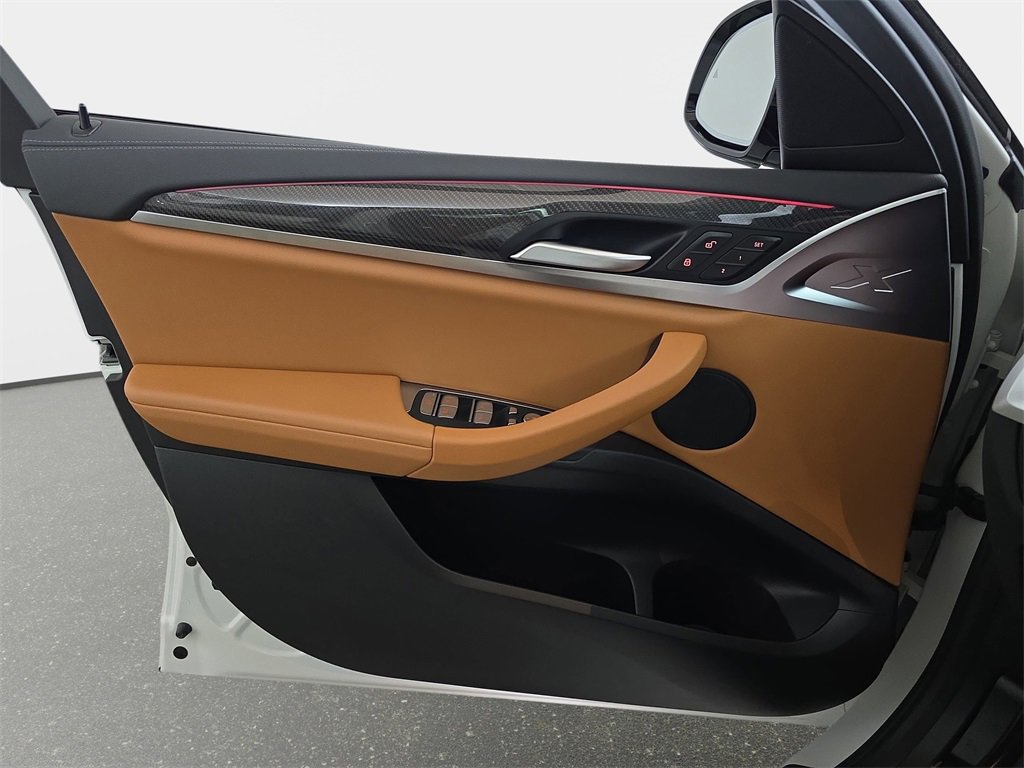 Used 2022 BMW X4 M40i image 30