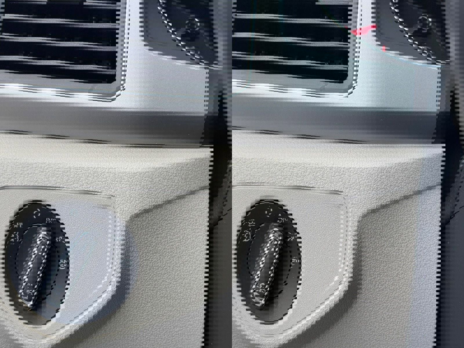 Used 2018 Volkswagen Atlas SE image 29