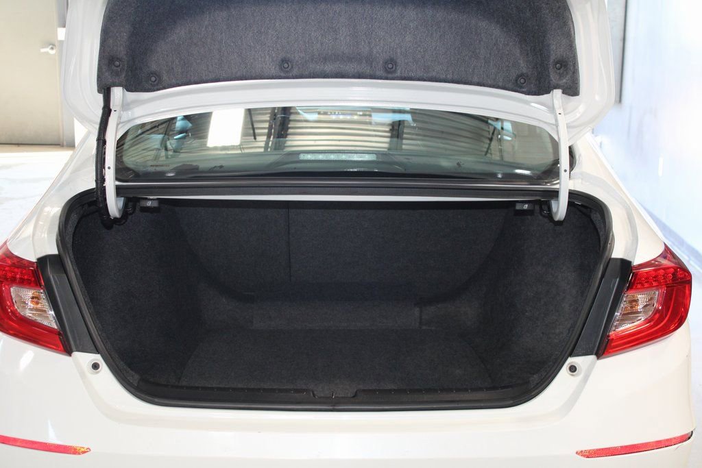 Used 2021 Honda Accord EX image 48