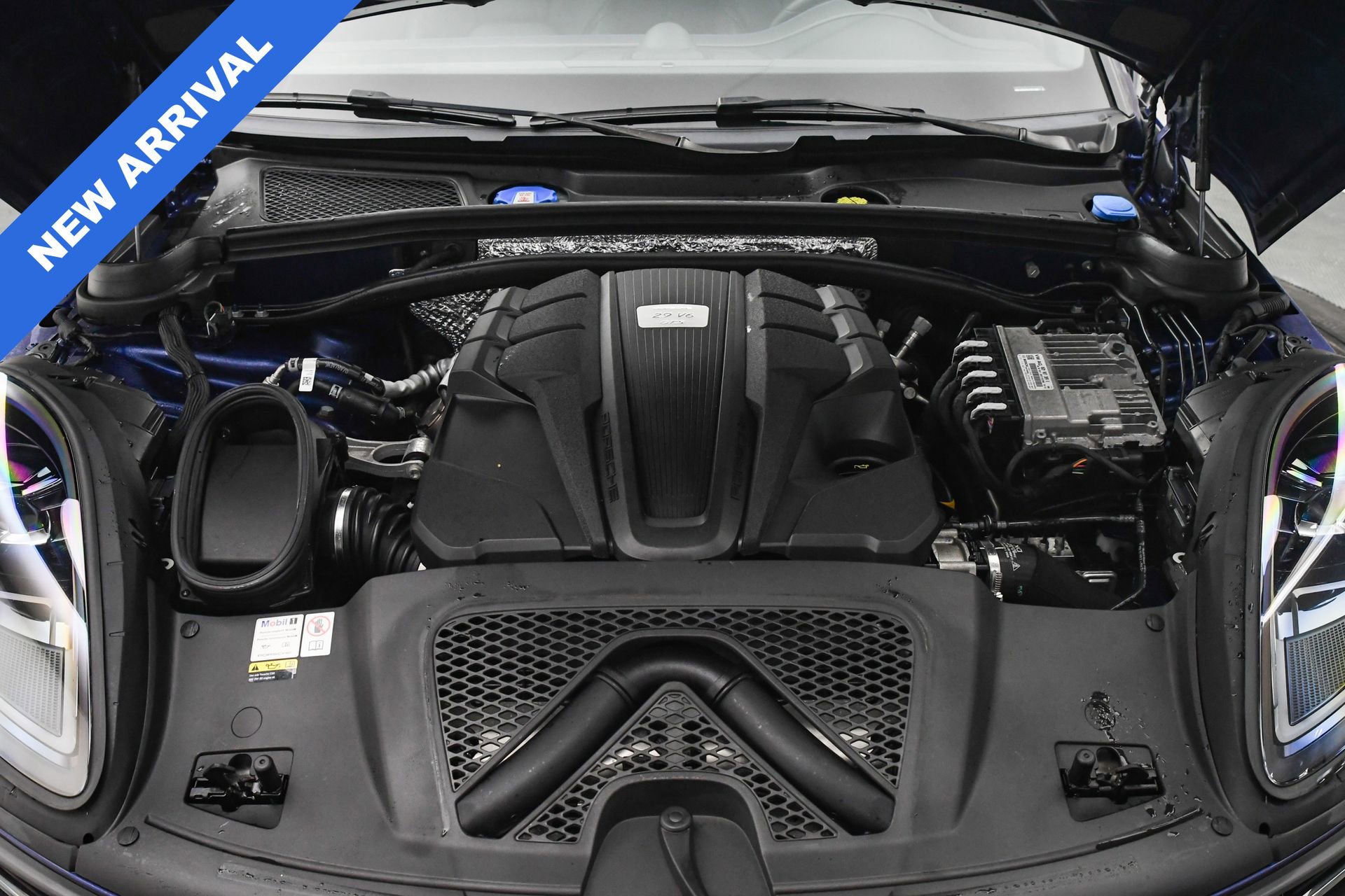 Used 2022 Porsche Macan GTS image 30