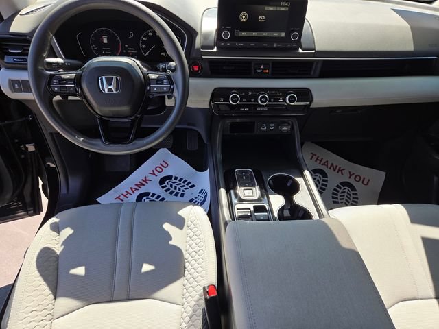 Used 2023 Honda Pilot LX image 12