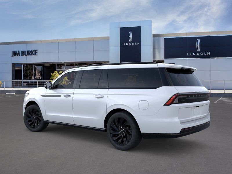 New 2026 Lincoln Navigator L Reserve AWD/4WD image 4