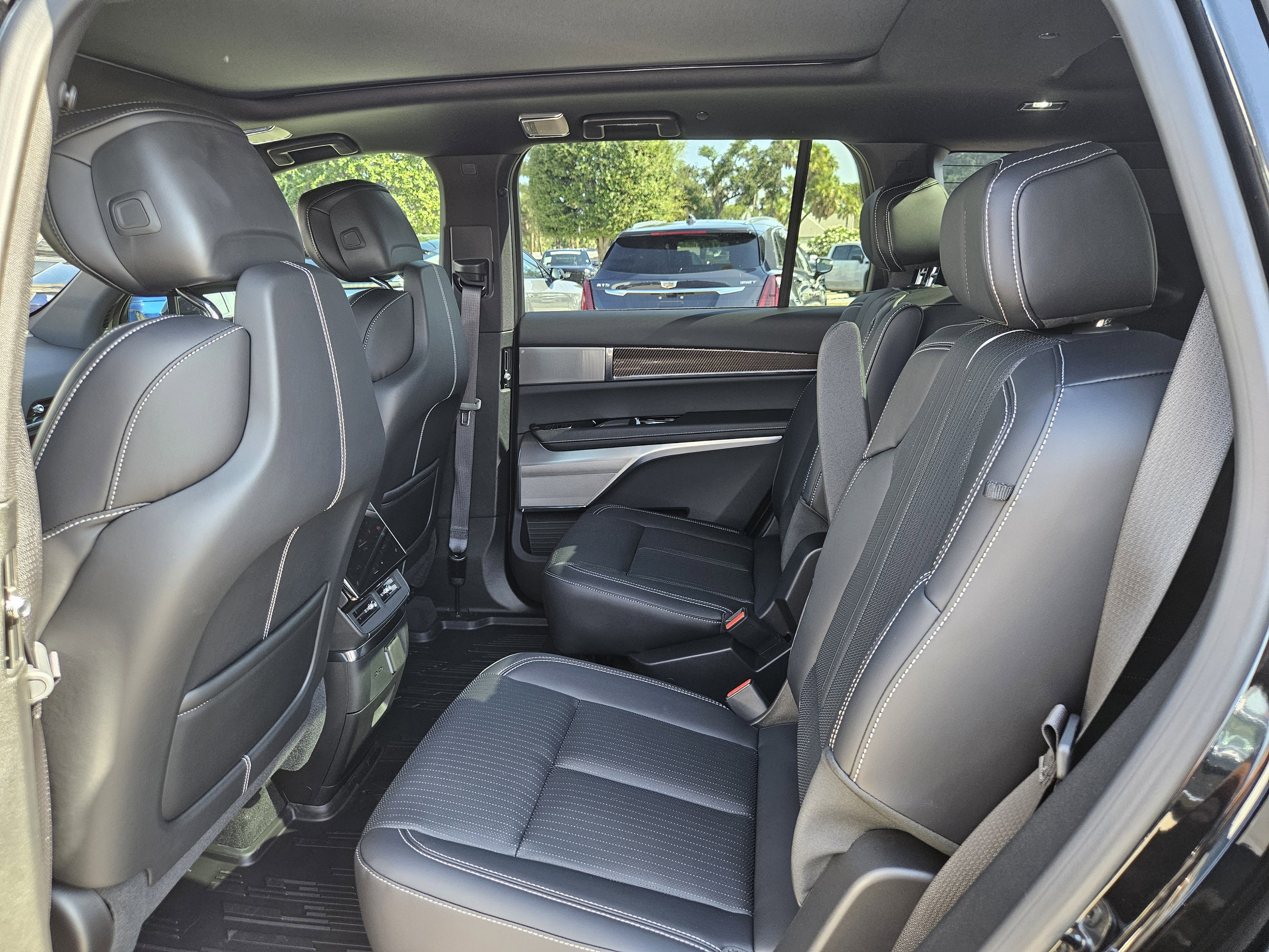 New 2026 Cadillac Vistiq Sport w/ LPO, Floor Liner Package image 14