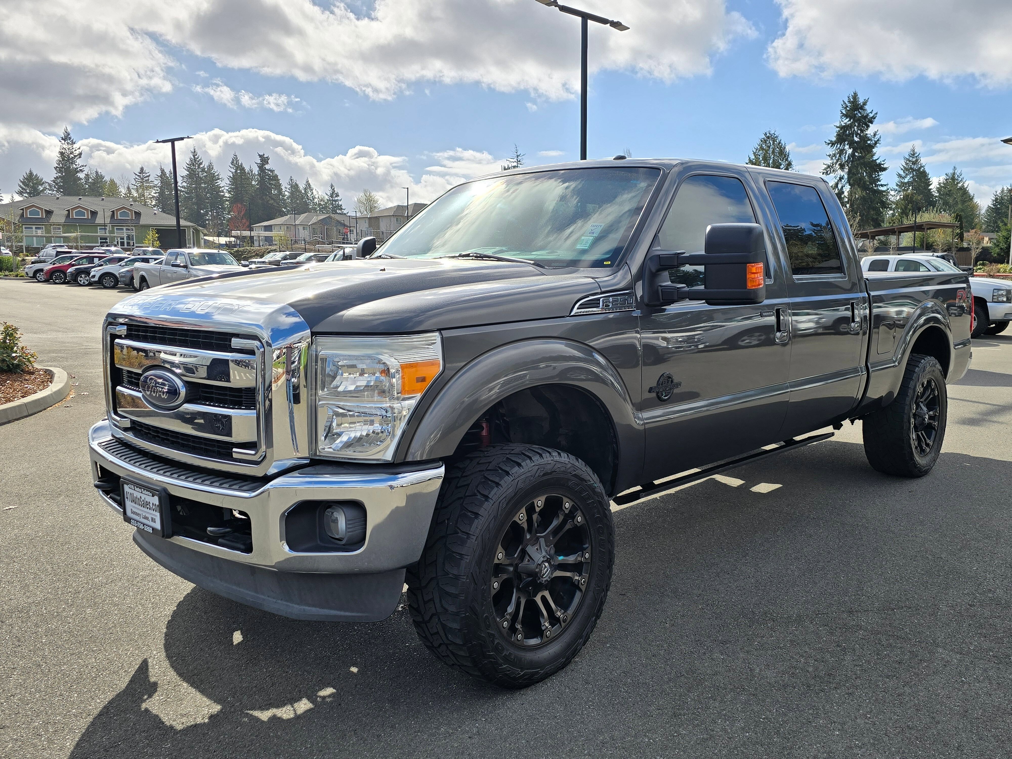 Used 2016 Ford F250 Lariat w/ Lariat Ultimate Package image 6