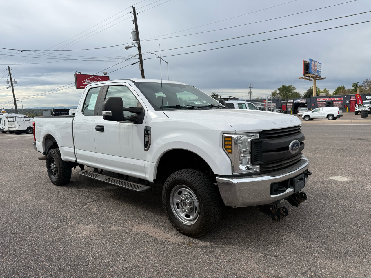 Used 2018 Ford F350 XL image 2