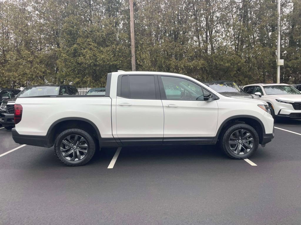 Used 2024 Honda Ridgeline Sport image 4