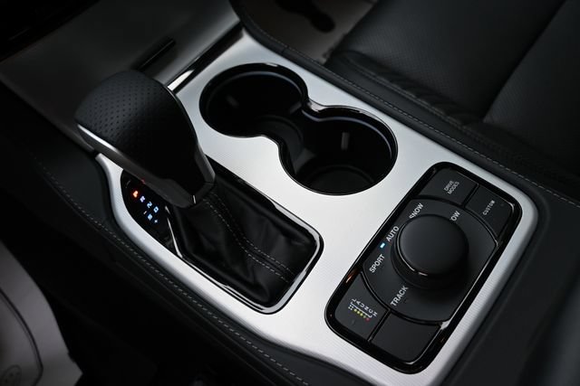 Used 2021 Jeep Grand Cherokee Trackhawk AWD/4WD image 31