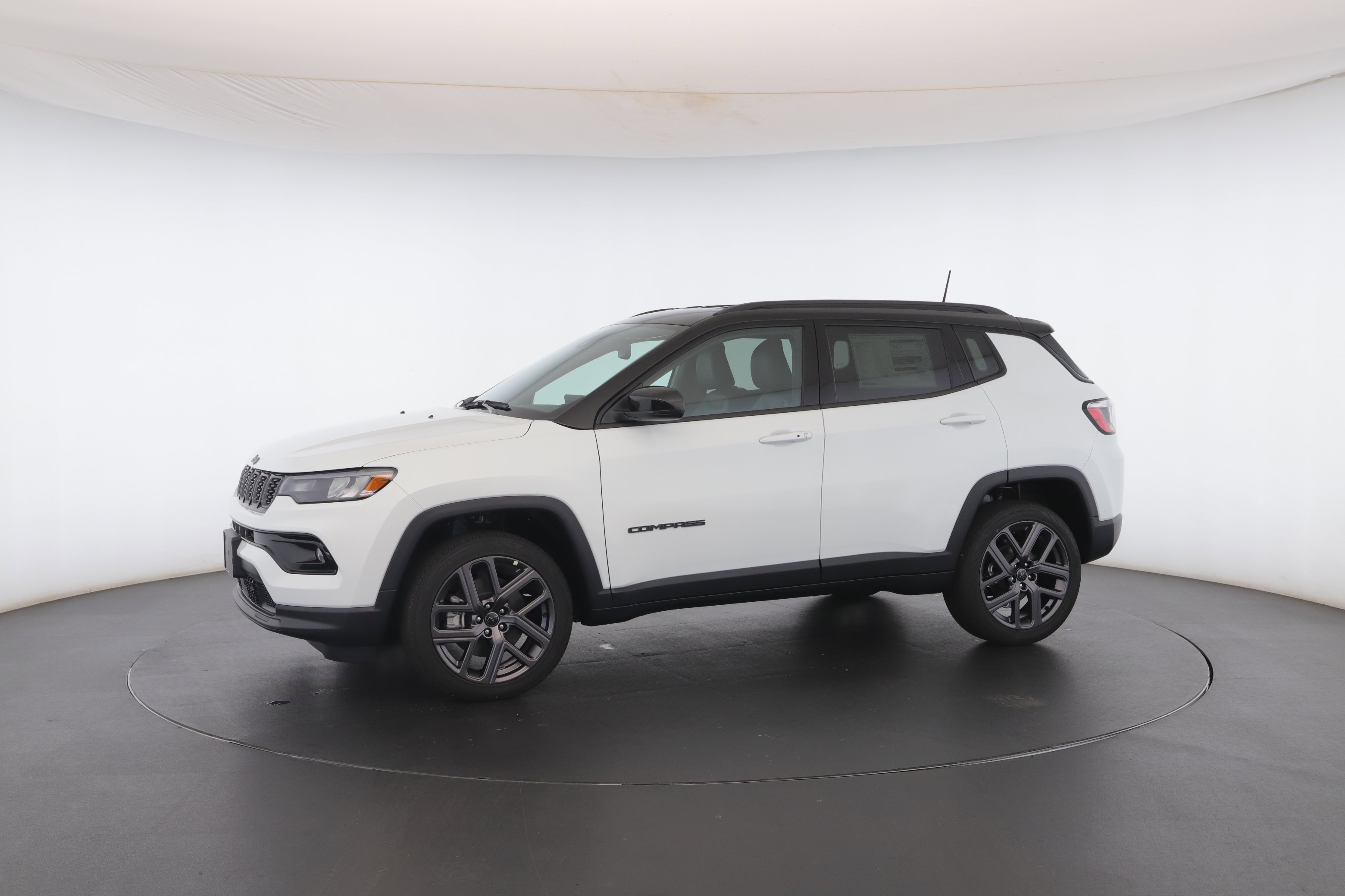 New 2026 Jeep Compass Limited image 39