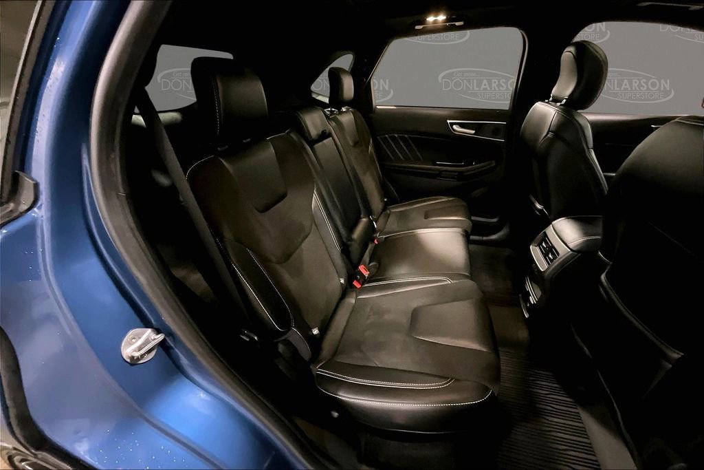 Used 2019 Ford Edge ST w/ Equipment Group 401A AWD/4WD image 16