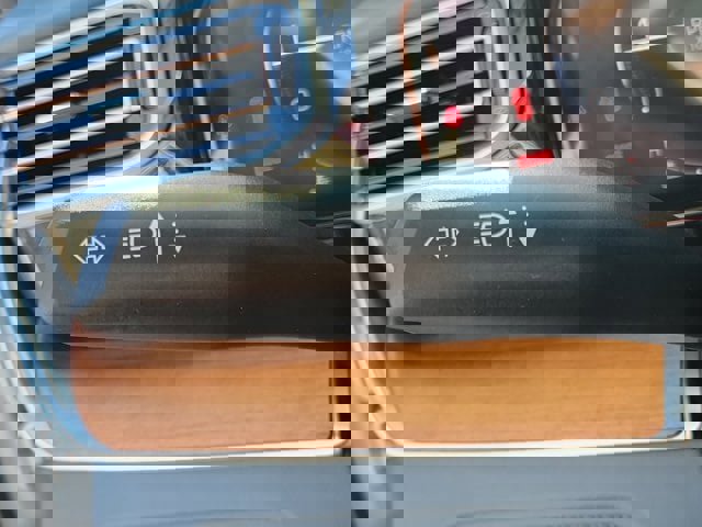 Used 2024 Jeep Grand Wagoneer L Series III w/ Rear Seat Video Group 1 image 32