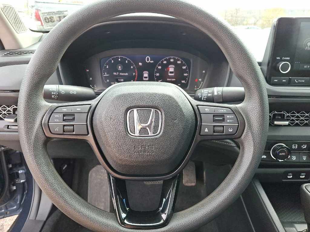 Used 2025 Honda Accord SE image 16