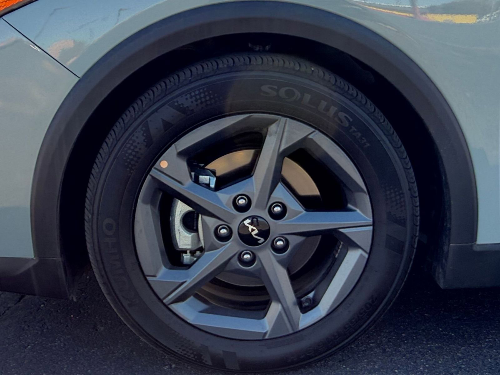 Used 2025 Kia K4 LXS image 28