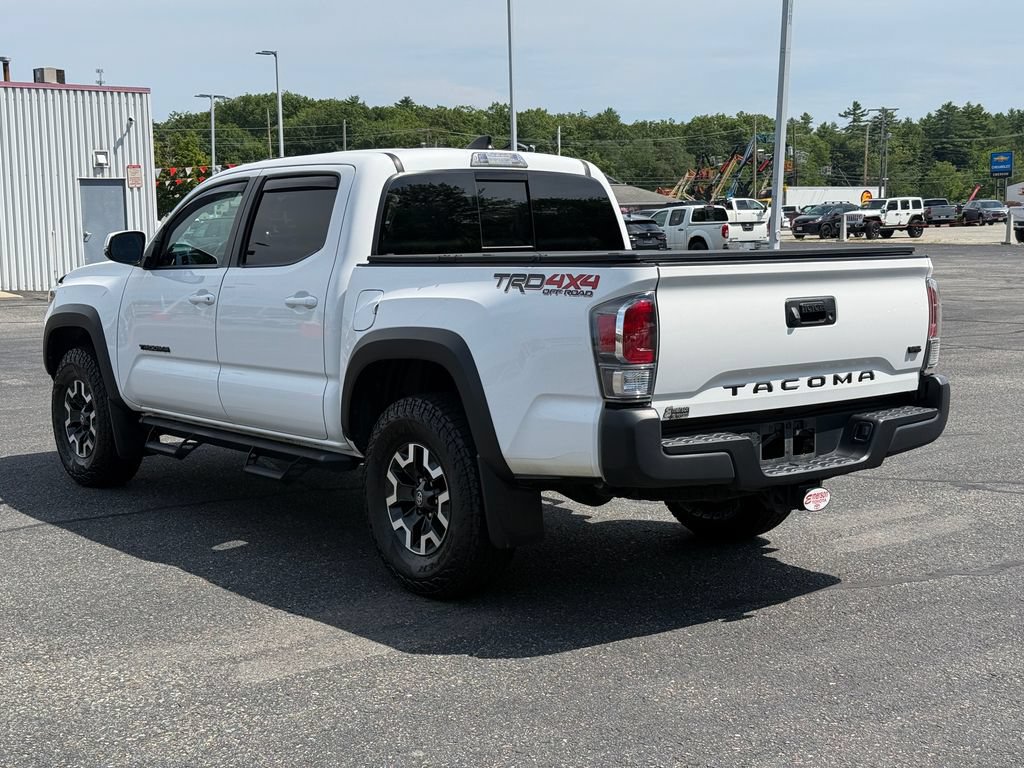 Certified 2022 Toyota Tacoma TRD Off-Road w/ TRD Premium Off Road Package AWD/4WD image 3