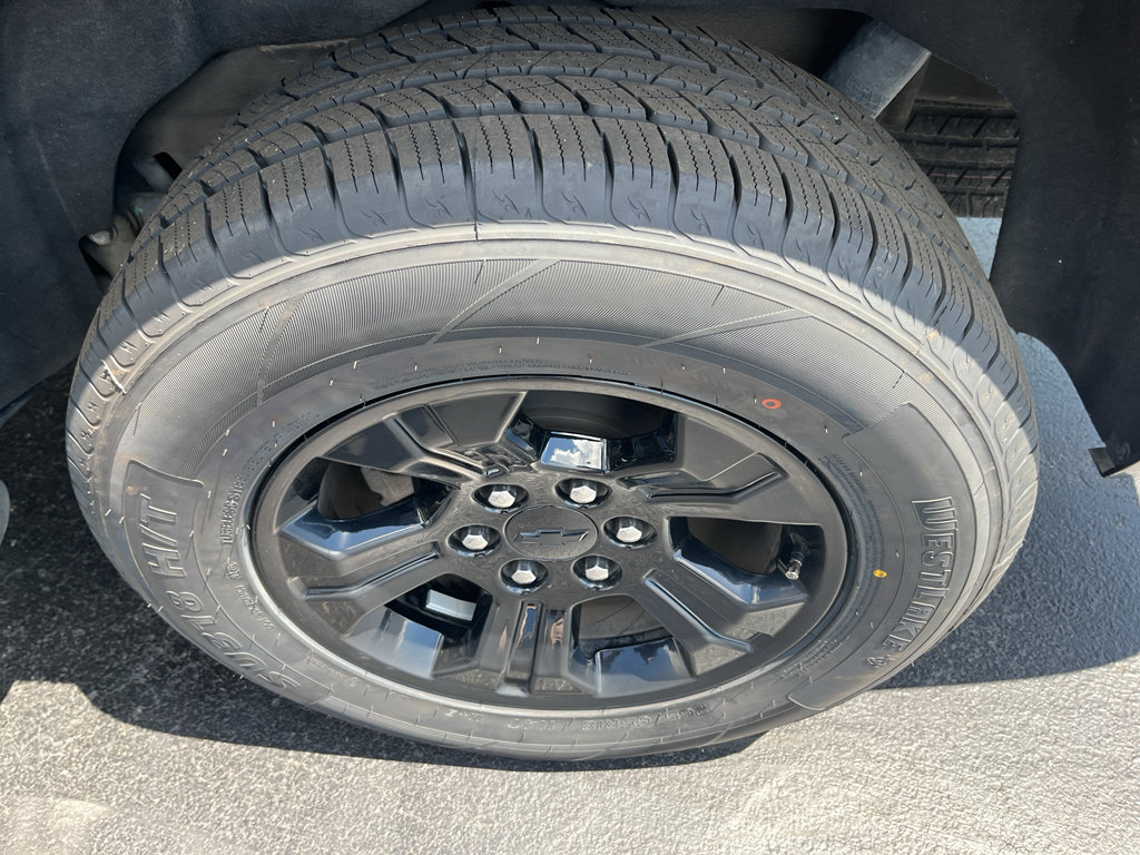 Used 2020 Chevrolet Tahoe LS AWD/4WD image 45