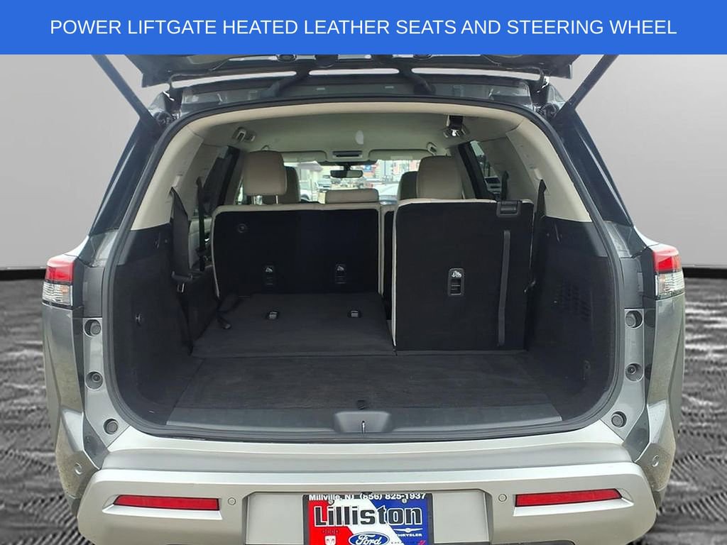 Used 2023 Nissan Pathfinder SL image 15
