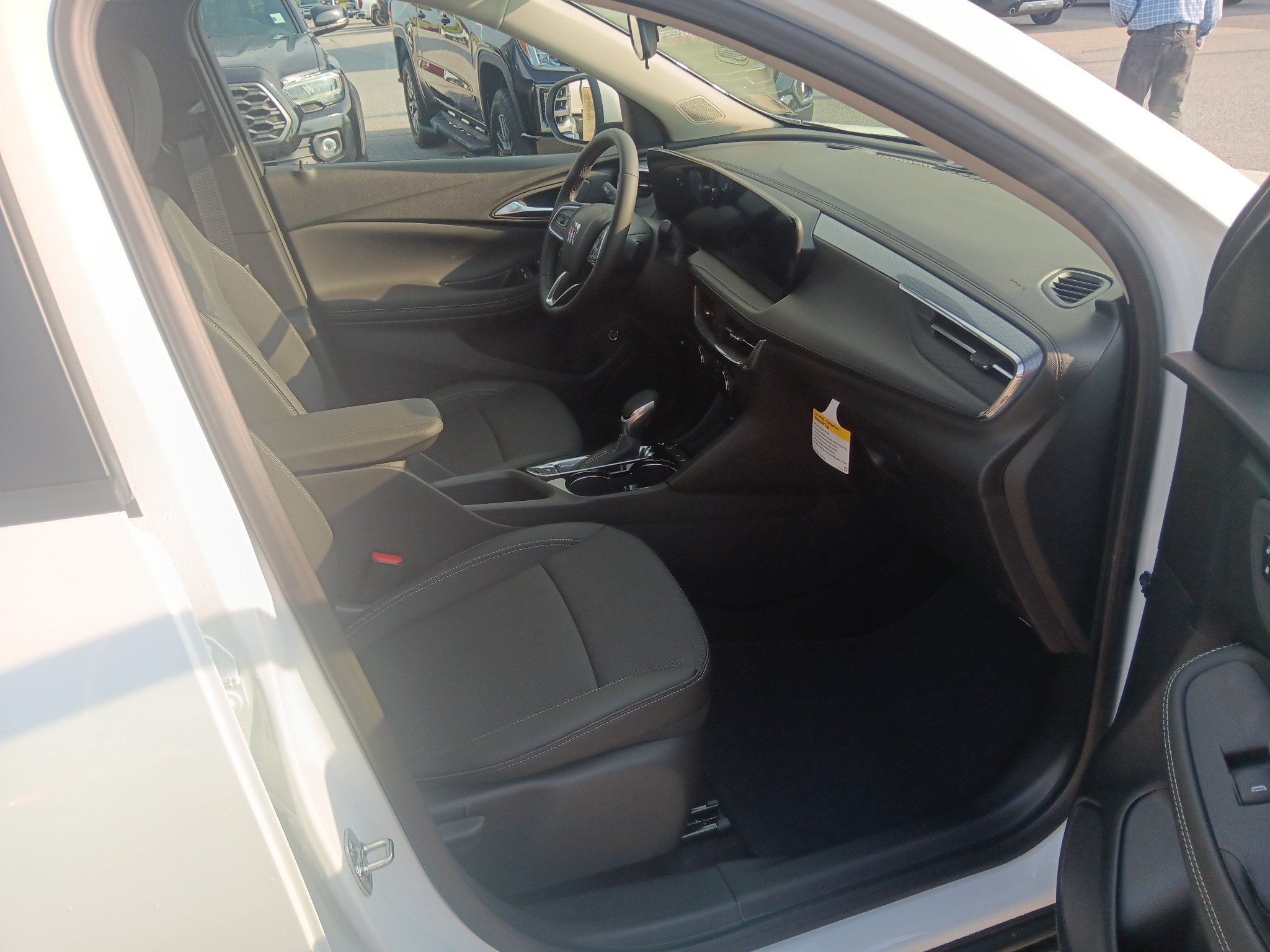 New 2026 Buick Encore GX Preferred FWD image 21